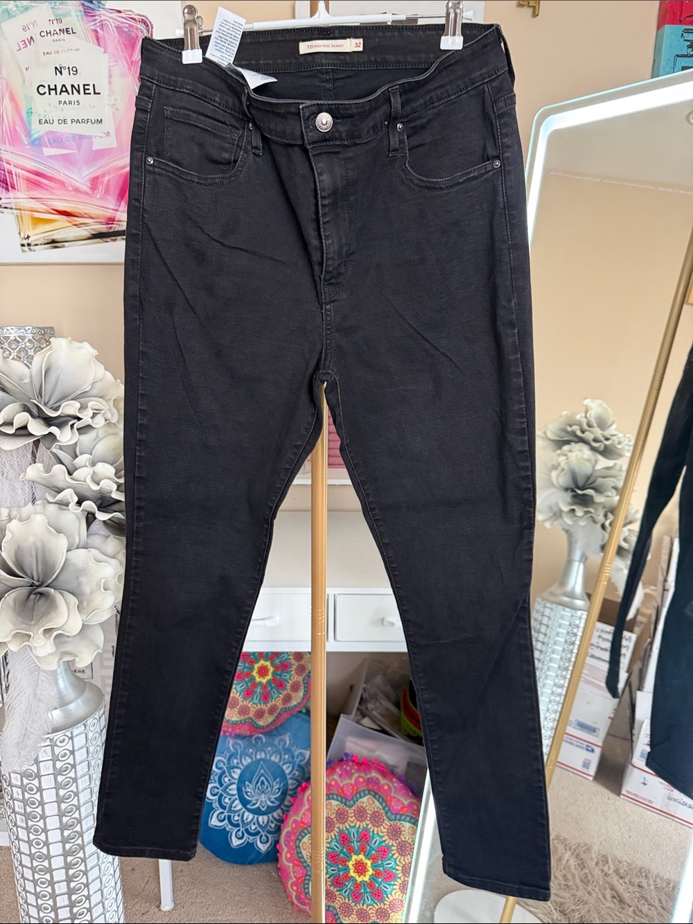 Levi's Women's Black Boyfriend Jeans